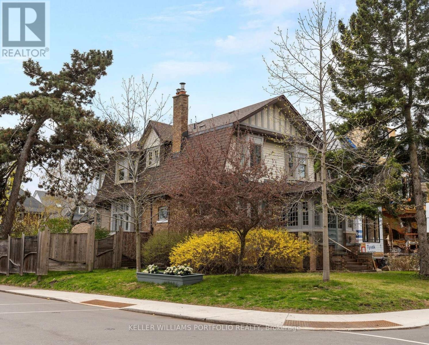 Property at 145 WESTMINSTER AVENUE image 1