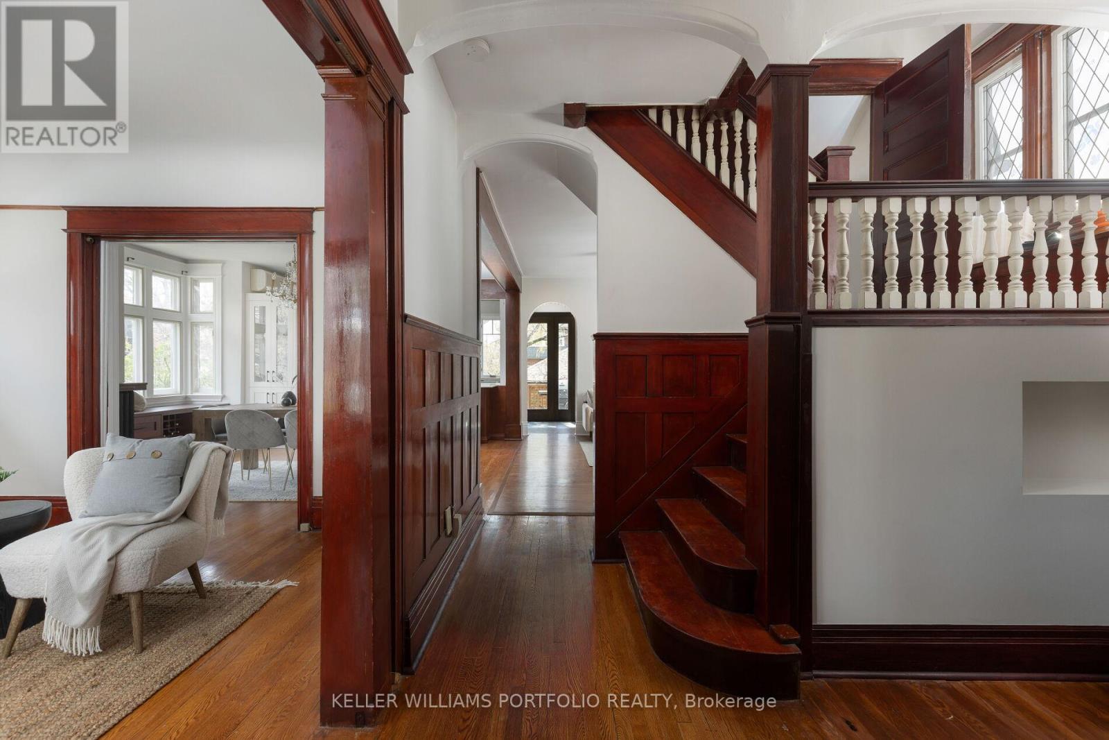 Property at 145 WESTMINSTER AVENUE image 3