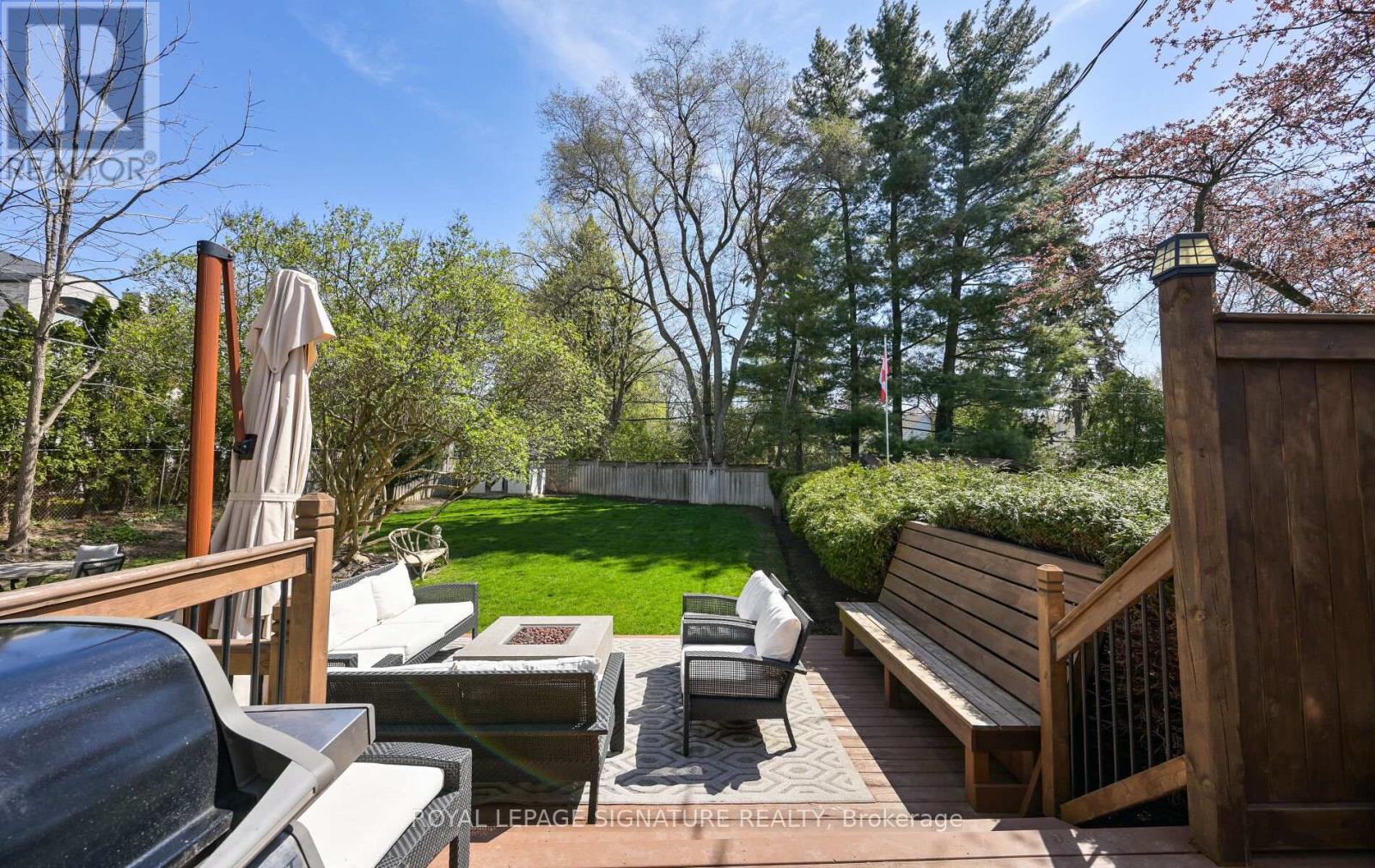 Property at 1445 ISLINGTON AVENUE image 2