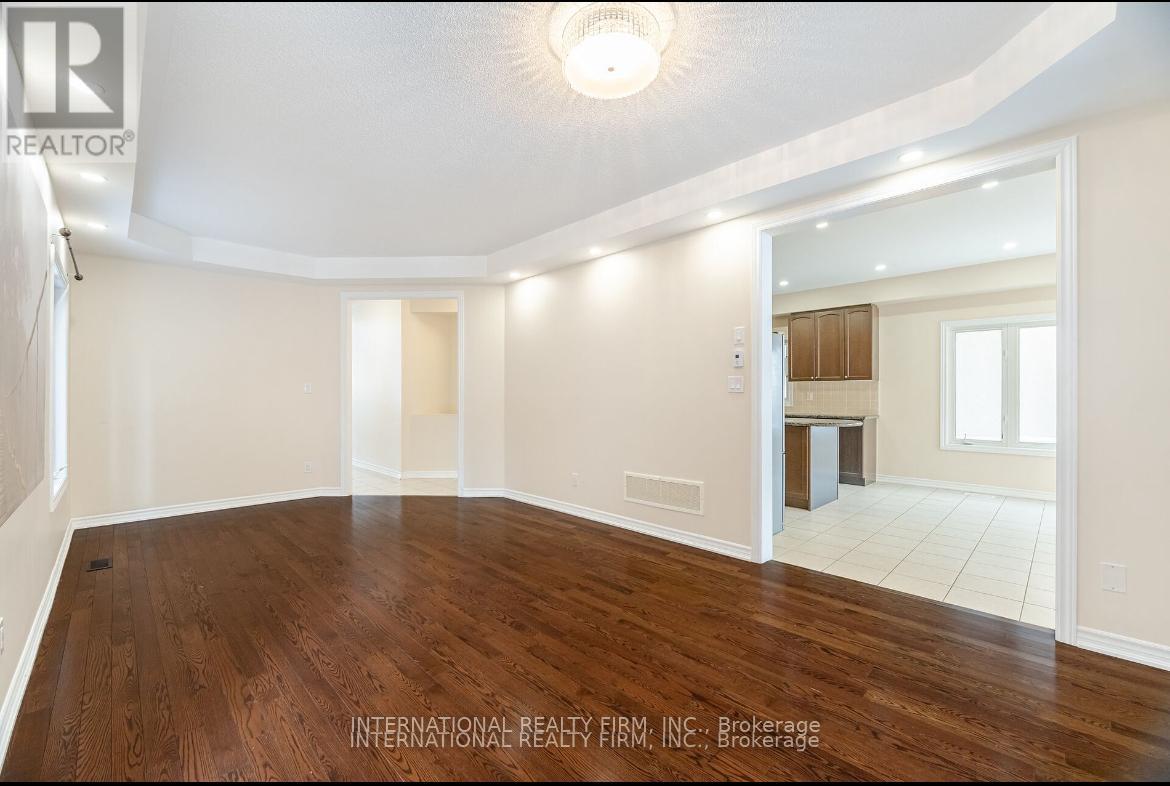 1272 Sim Place, Milton, Ontario  L9T 7C7 - Photo 6 - W12126499