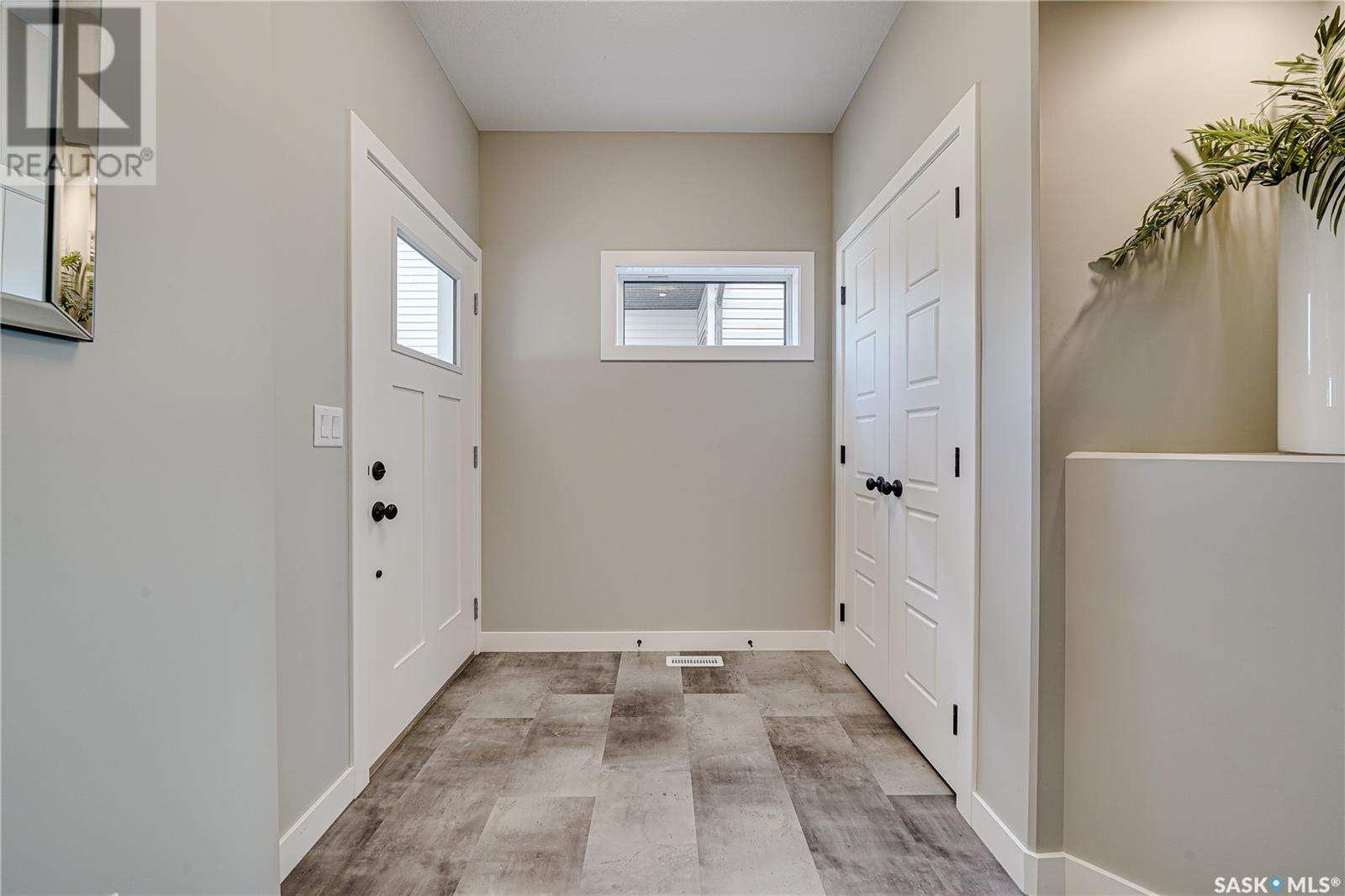 202 Antonini Court, Saskatoon, Saskatchewan  S7L 7P3 - Photo 37 - SK004575