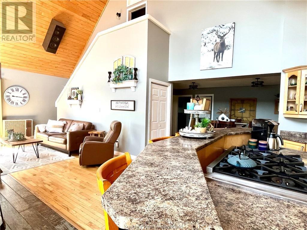 2390 Nepewassi Lake Road, Markstay, Ontario  P0M 2G0 - Photo 24 - 2122071