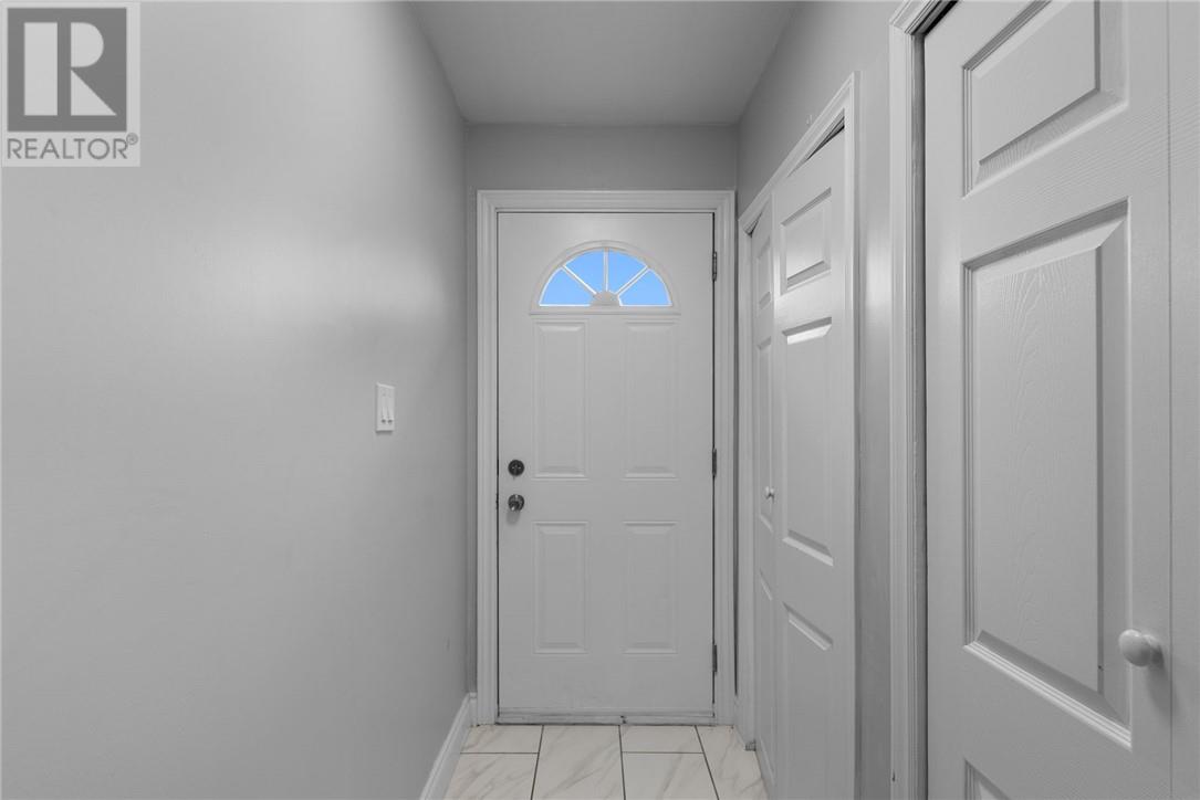 Property at 1366 Woodbine Avenue image 2