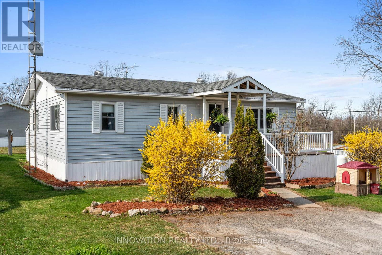 215 Hillview Road, Drummond/north Elmsley, Ontario  K7H 3C8 - Photo 2 - X12122330