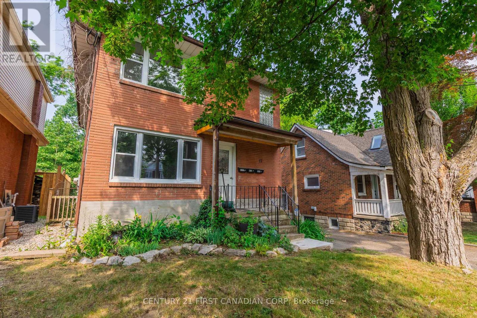 Property at 17 CARFRAE CRESCENT image 2