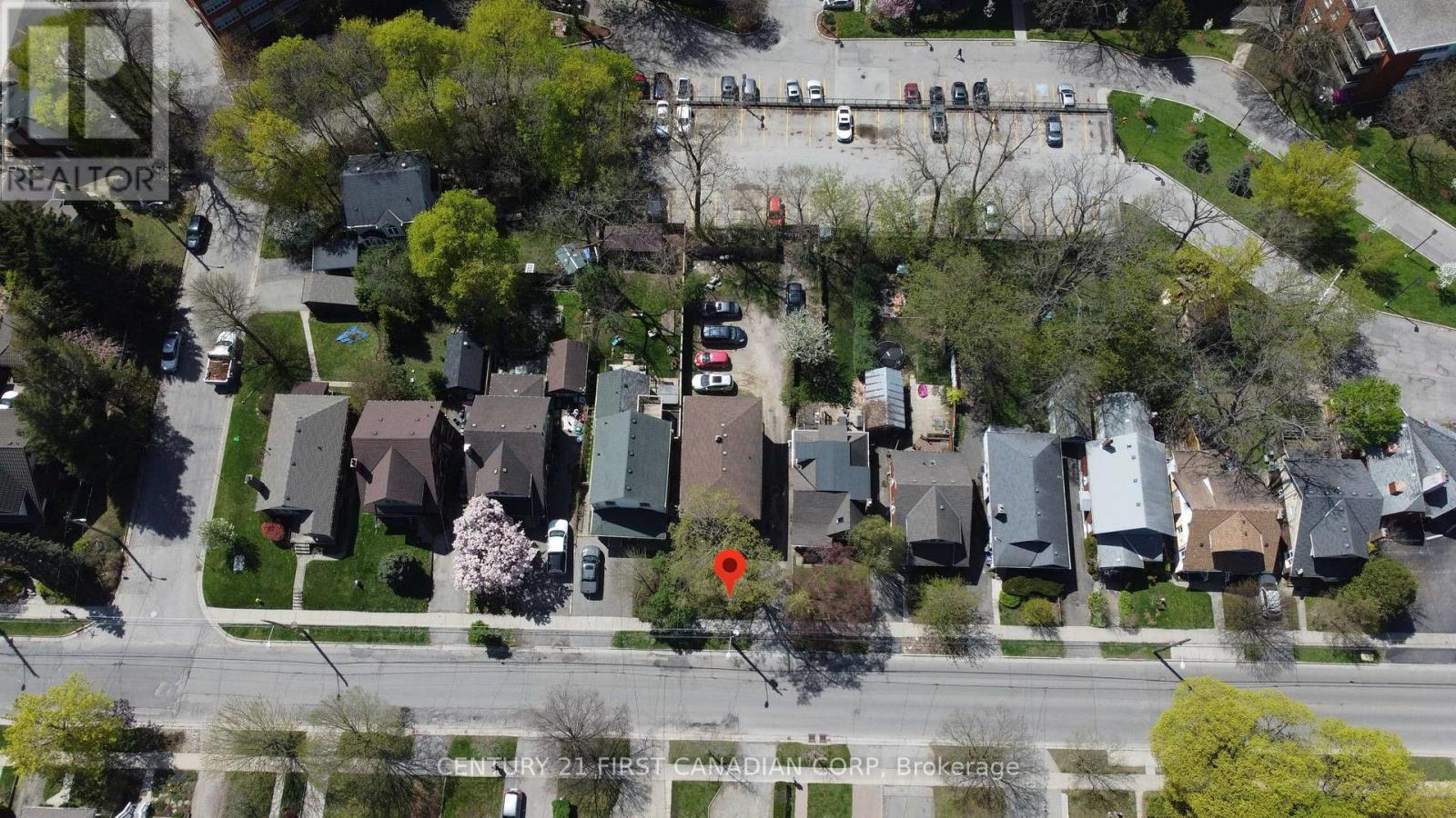17 Carfrae Crescent, London South, Ontario  N6C 4A8 - Photo 26 - X12126523