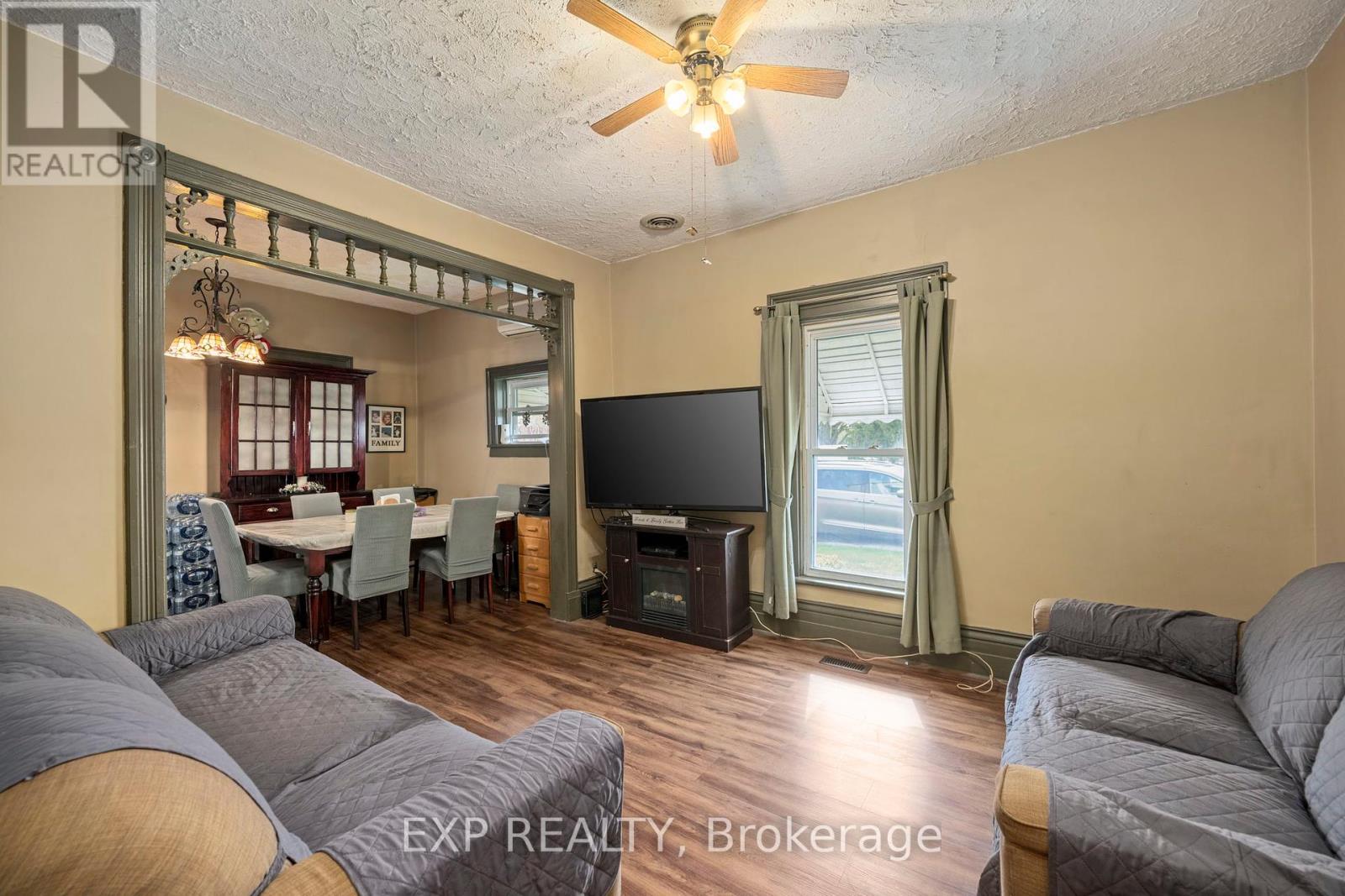 22874 Hagerty Road, Newbury, Ontario  N0L 1Z0 - Photo 5 - X12126538
