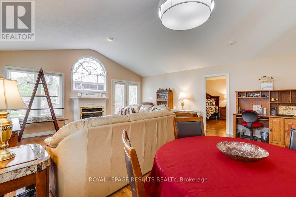 12 - 20 Windemere Place, St. Thomas, Ontario  N5R 6H6 - Photo 21 - X12126540