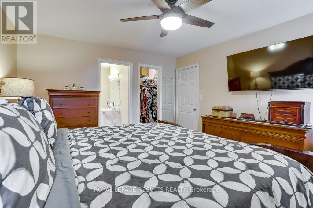 12 - 20 Windemere Place, St. Thomas, Ontario  N5R 6H6 - Photo 26 - X12126540