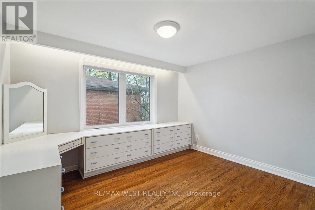 40 Arlstan Drive, Toronto, Ontario  M3H 4V9 - Photo 12 - C12113886