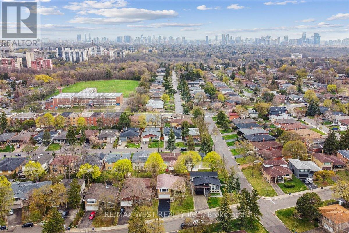 40 Arlstan Drive, Toronto, Ontario  M3H 4V9 - Photo 21 - C12113886