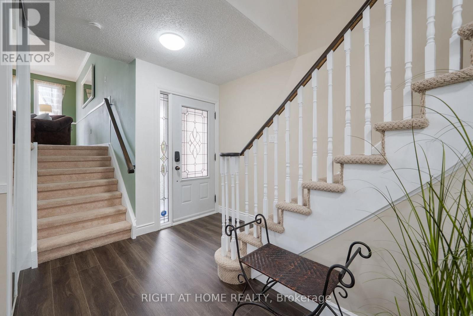 29 Fairmeadow Place, Whitby, Ontario  L1N 8W6 - Photo 7 - E12120455