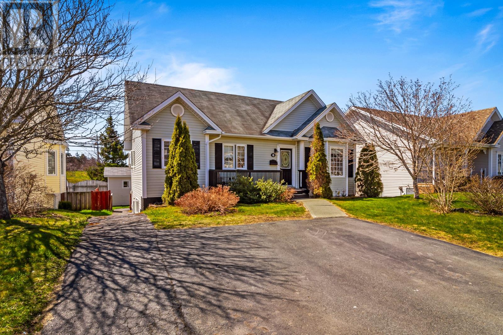 Property at 6 Harlequin Crescent image 1