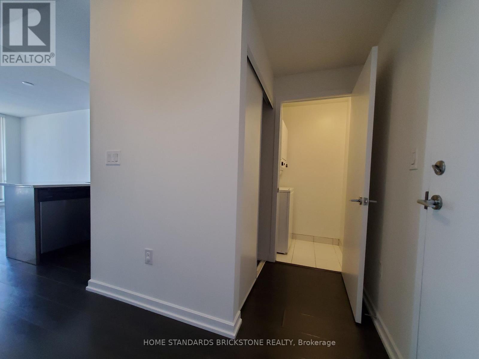 1609 - 66 Forest Manor Road, Toronto, Ontario  M2J 0B7 - Photo 2 - C12126510