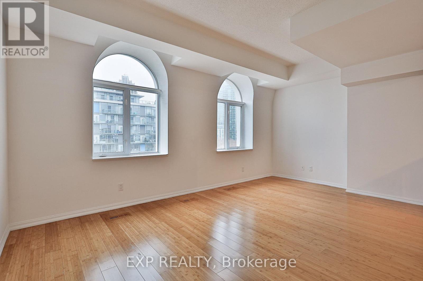 655 - 38 Stadium Road, Toronto (Niagara), Ontario  M5V 3P4 - Photo 25 - C12126563