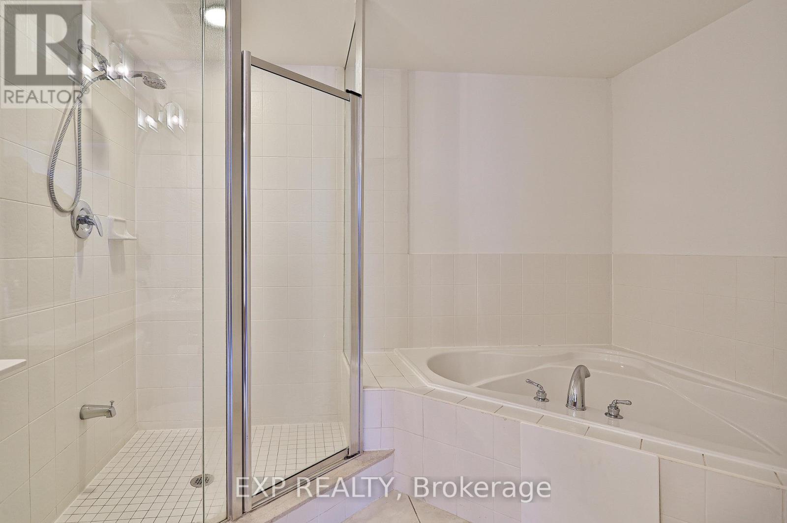 655 - 38 Stadium Road, Toronto, Ontario  M5V 3P4 - Photo 36 - C12126563