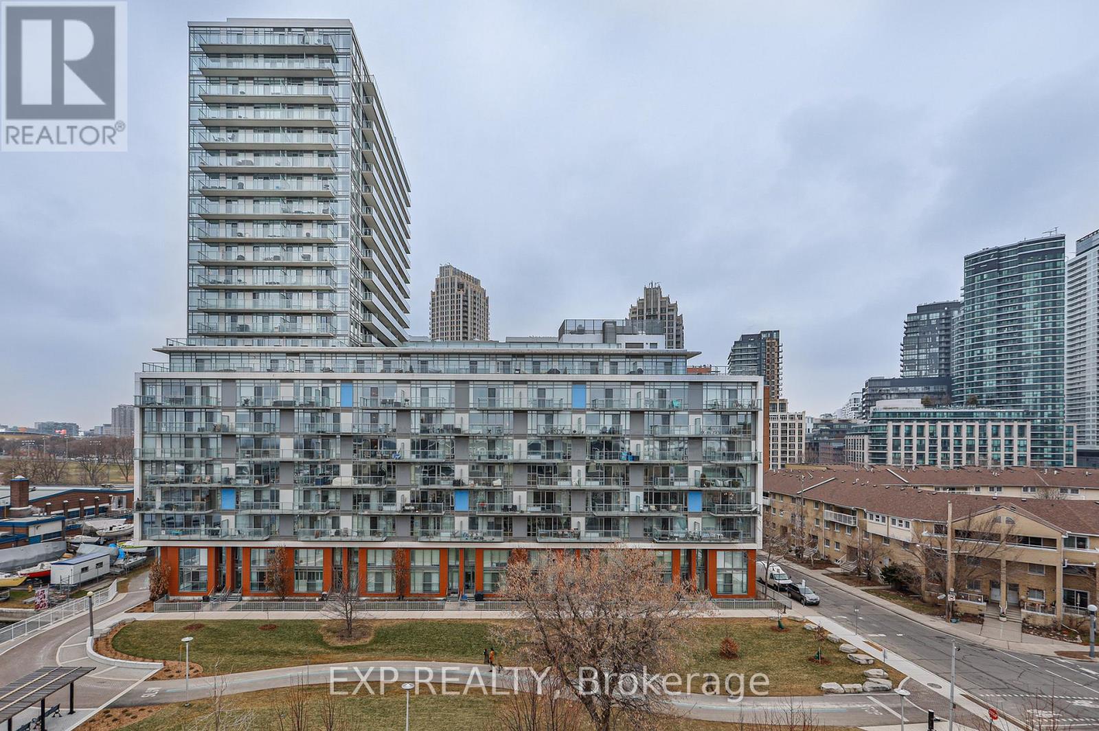 655 - 38 Stadium Road, Toronto (Niagara), Ontario  M5V 3P4 - Photo 40 - C12126563