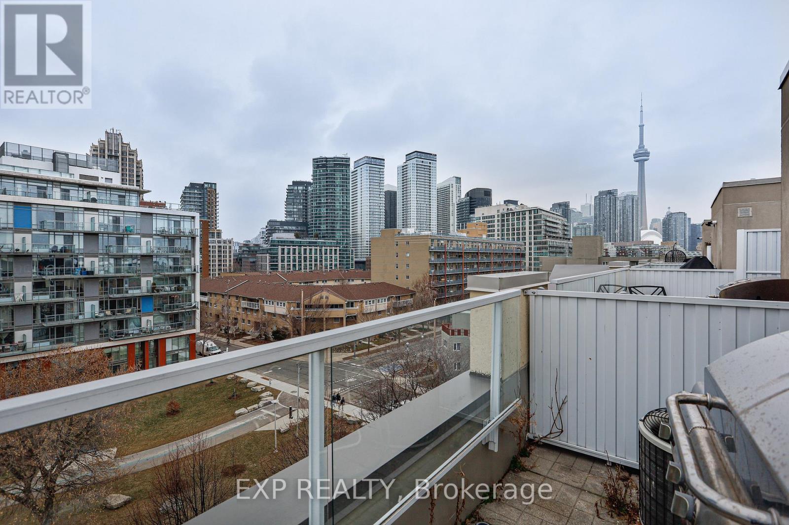 655 - 38 Stadium Road, Toronto (Niagara), Ontario  M5V 3P4 - Photo 42 - C12126563