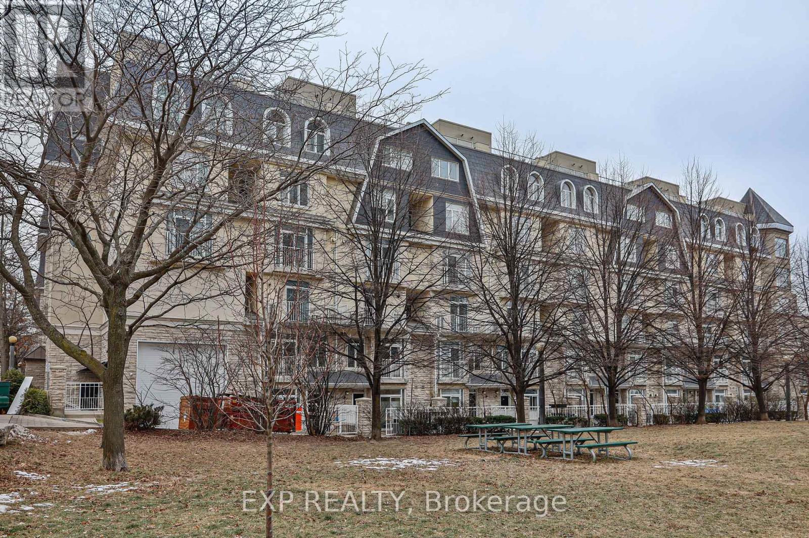 655 - 38 Stadium Road, Toronto (Niagara), Ontario  M5V 3P4 - Photo 9 - C12126563