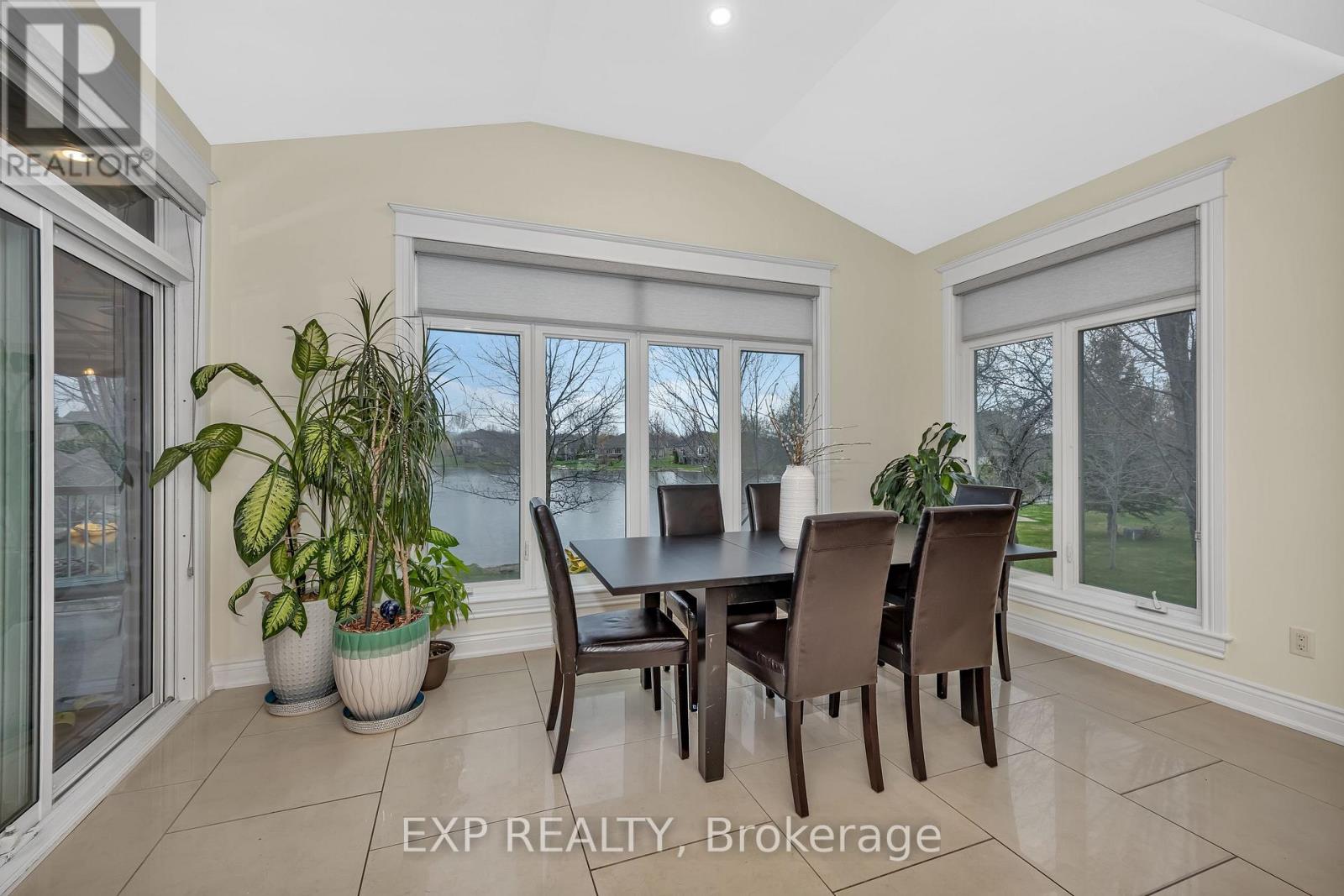 6703 Suncrest Drive, Ottawa, Ontario  K4P 0B4 - Photo 15 - X12126506