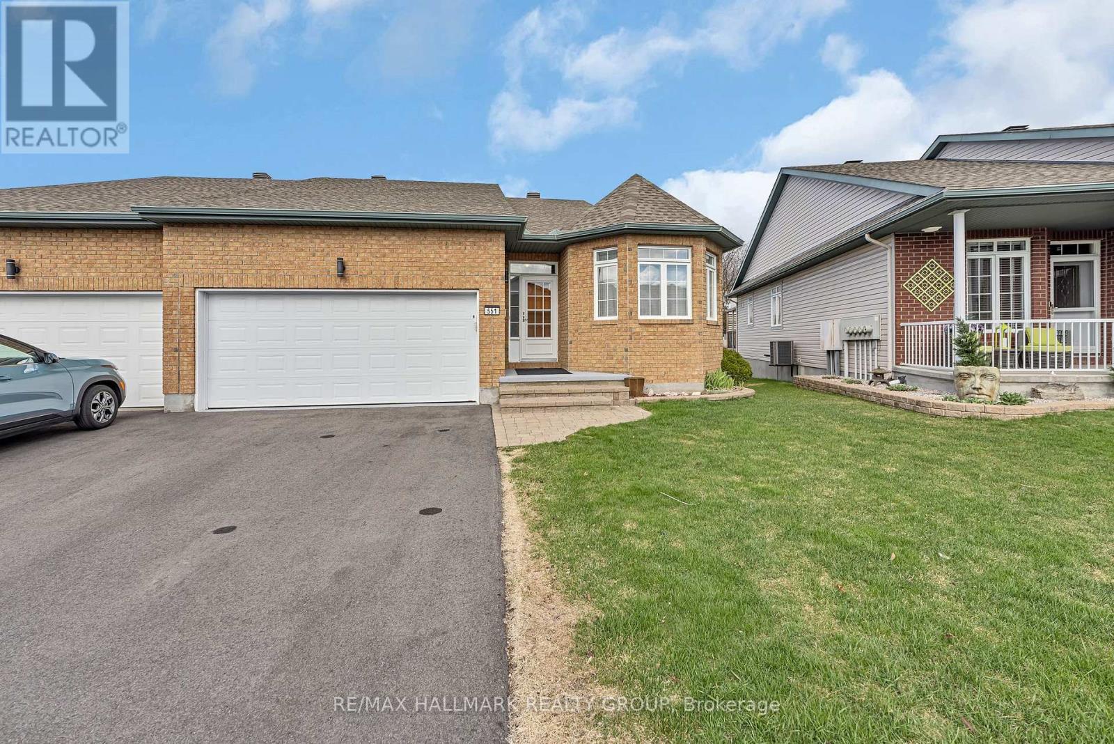 551 CHAPEL PARK PRIVATE, Ottawa, Ontario