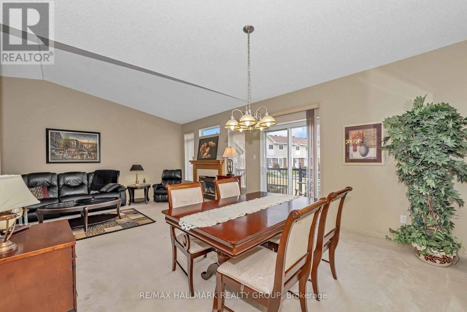 551 Chapel Park Private, Ottawa, Ontario  K1C 7P2 - Photo 9 - X12126547