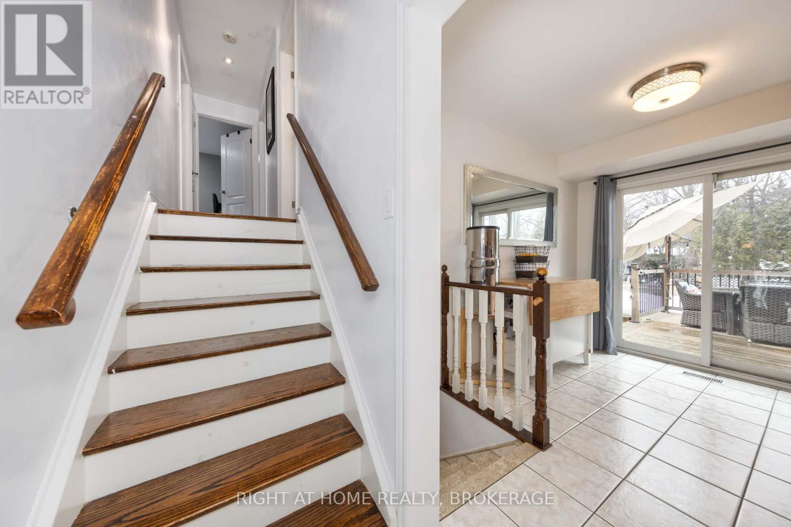 475 Sandlewood Road, Oakville, Ontario  L6L 3S3 - Photo 14 - W12003743
