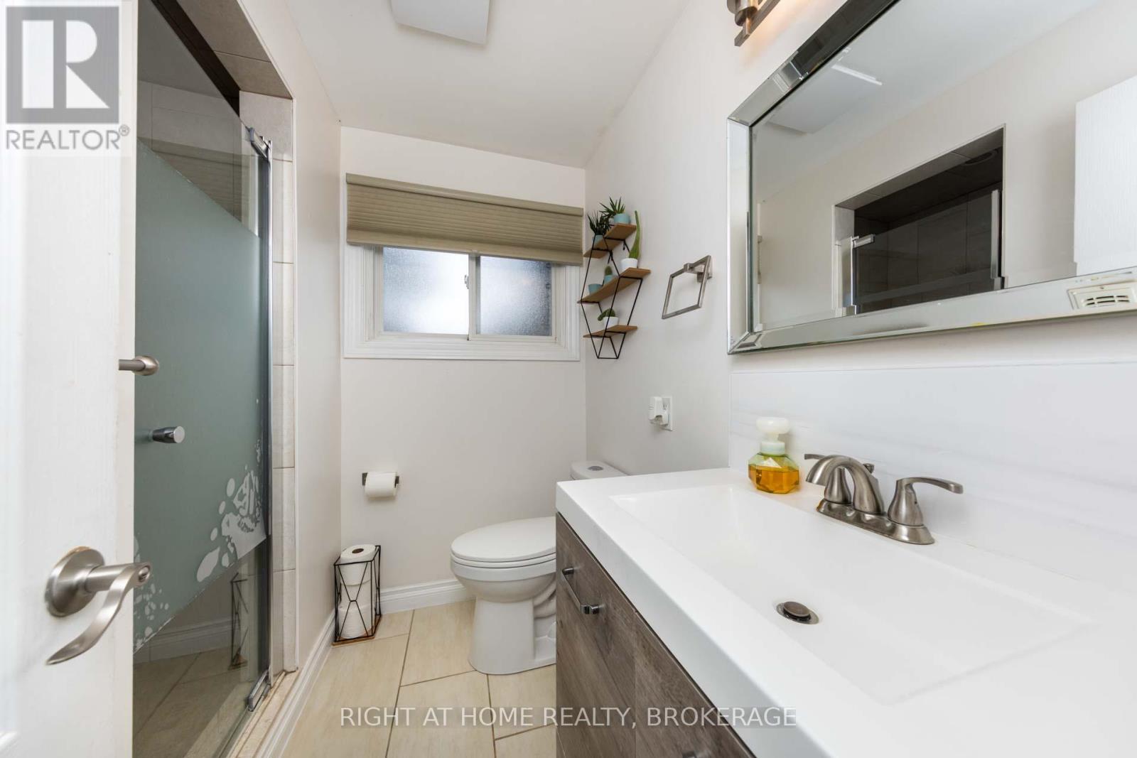 475 Sandlewood Road, Oakville, Ontario  L6L 3S3 - Photo 24 - W12003743