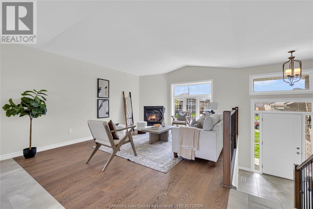 Property at 1052 LUBLIN AVENUE image 4