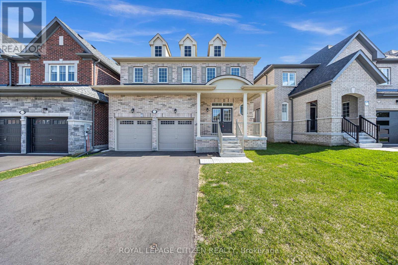 Property at 11 NORTHGLEN BOULEVARD image 2