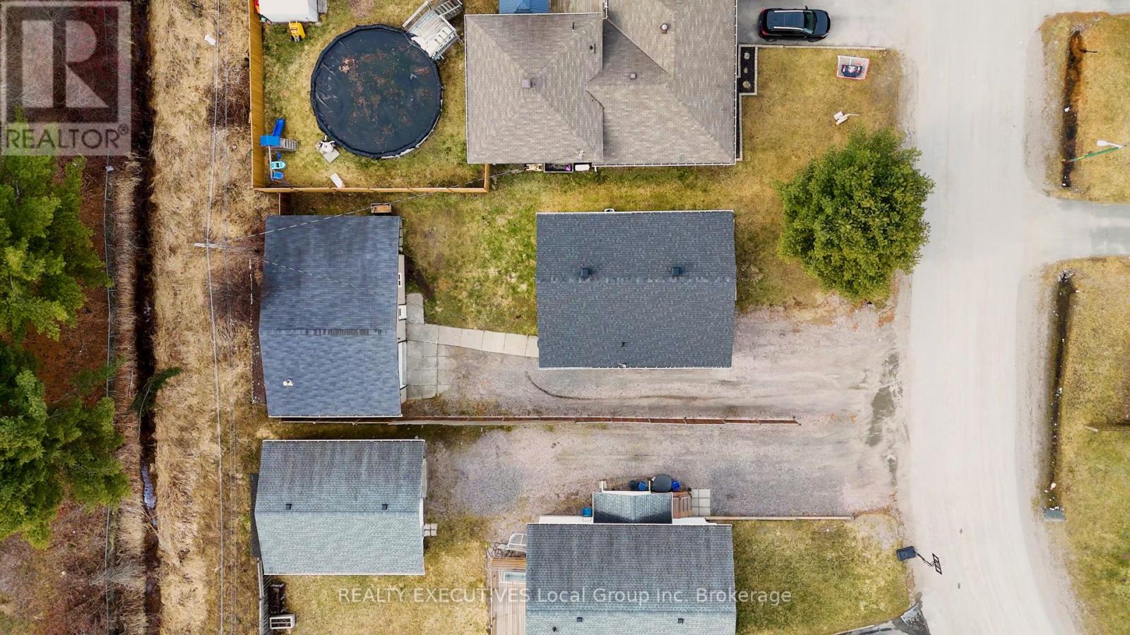 439 Mageau Street, West Nipissing, Ontario  P2B 3G5 - Photo 33 - X12126562