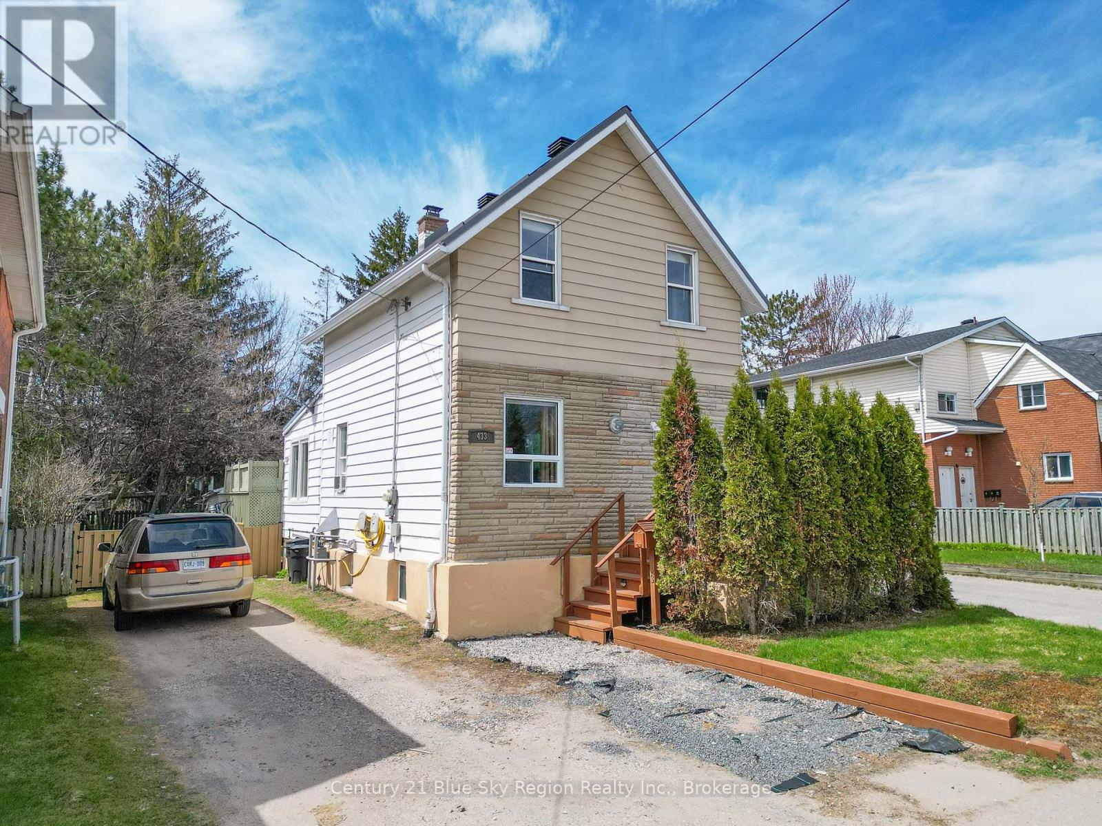 Property at 433 O'BRIEN STREET image 1