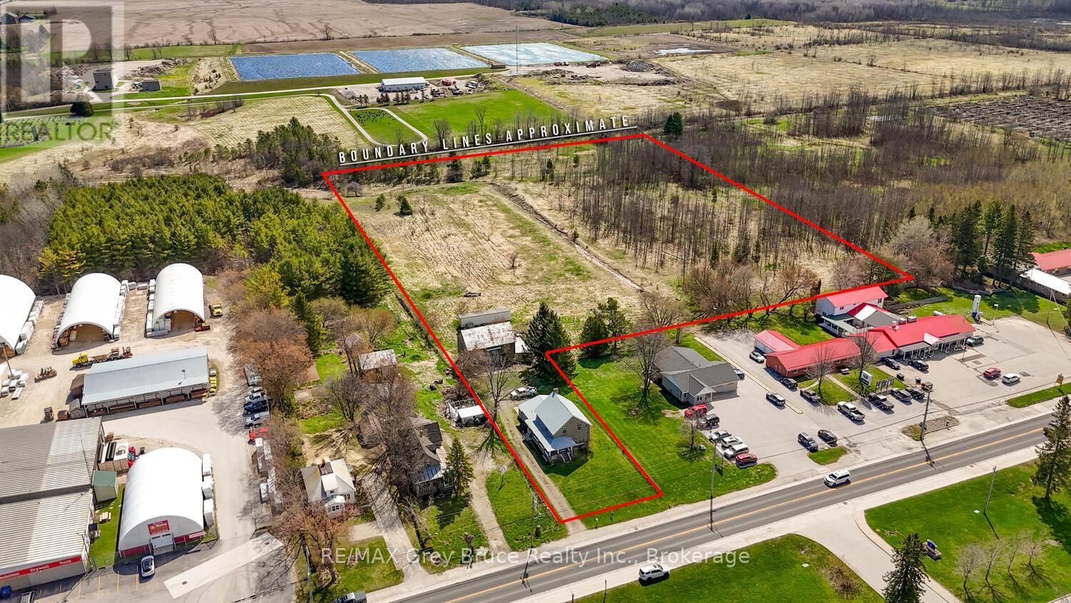 10179 6 HIGHWAY, Georgian Bluffs, Ontario