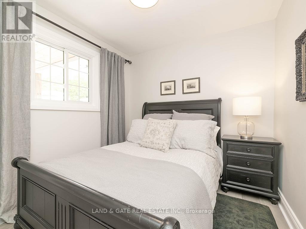 14 Eastern Avenue, Prince Edward County, Ontario  K8N 4Z1 - Photo 15 - X12123517