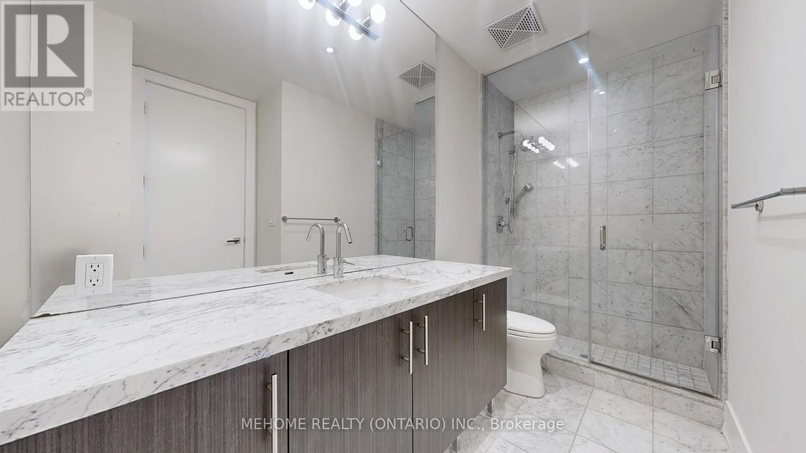 505 - 29 Queens Quay E, Toronto, Ontario  M5E 0A4 - Photo 22 - C12111142