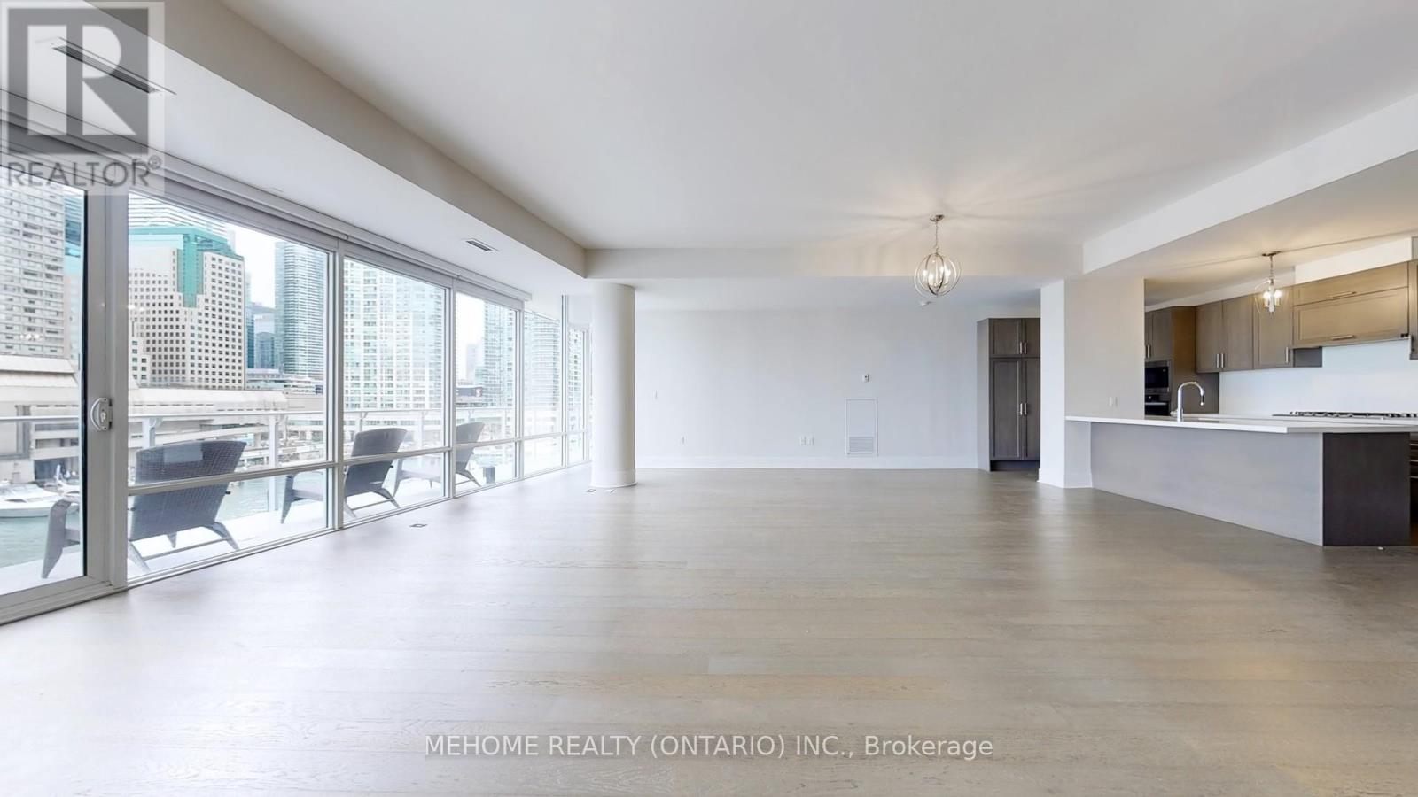 505 - 29 Queens Quay E, Toronto, Ontario  M5E 0A4 - Photo 10 - C12111142
