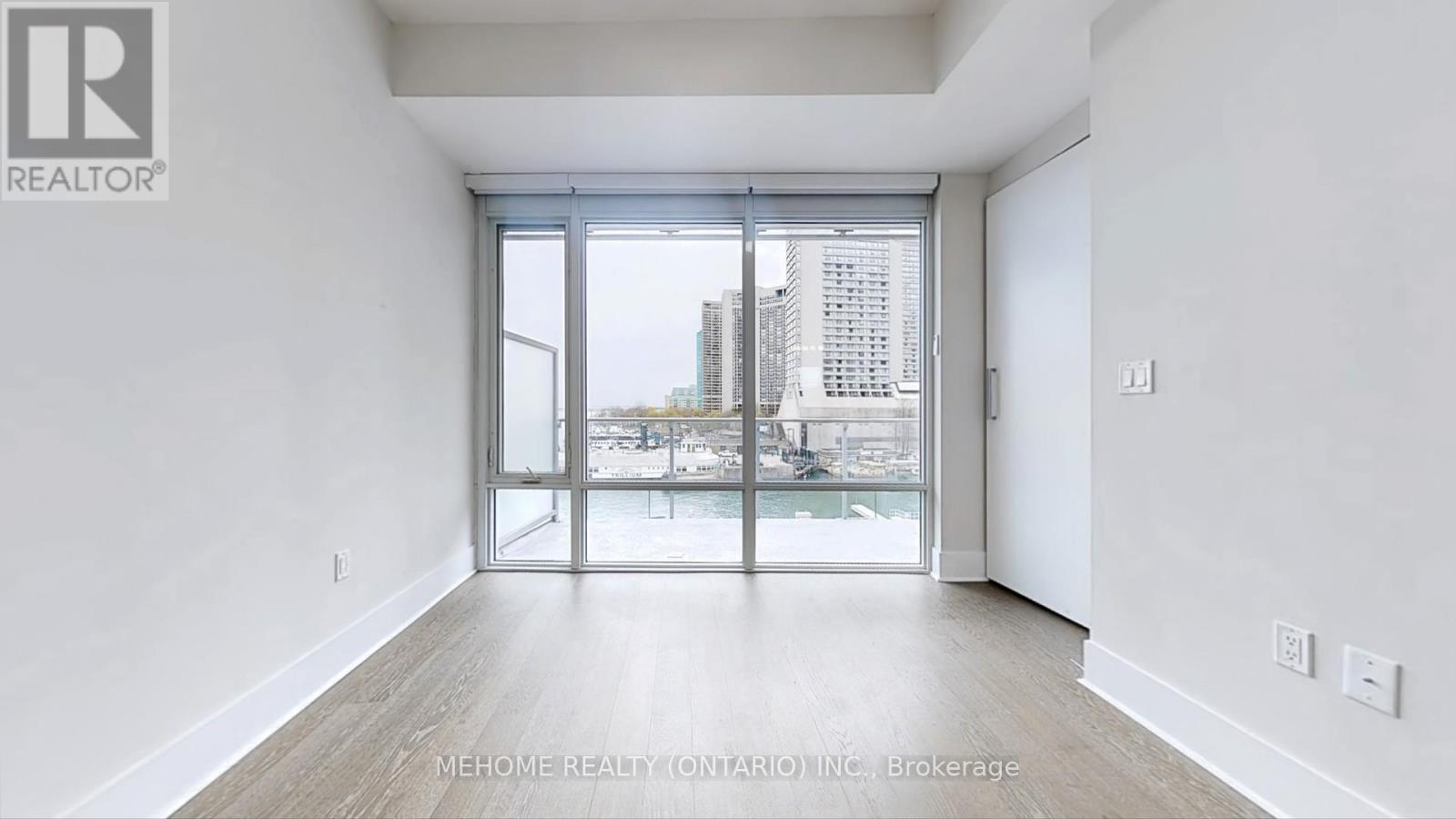 505 - 29 Queens Quay E, Toronto, Ontario  M5E 0A4 - Photo 19 - C12111142