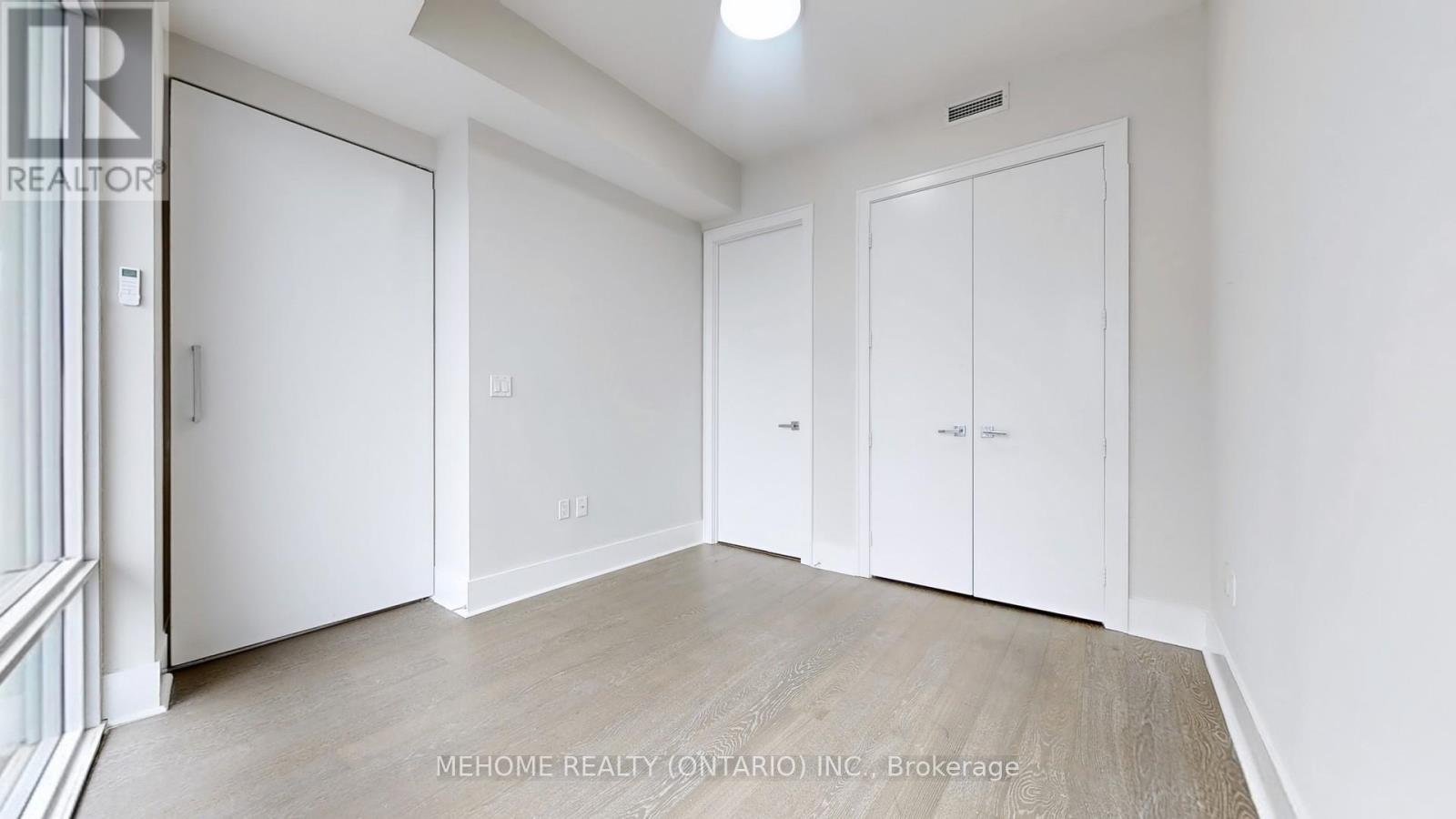 505 - 29 Queens Quay E, Toronto, Ontario  M5E 0A4 - Photo 21 - C12111142