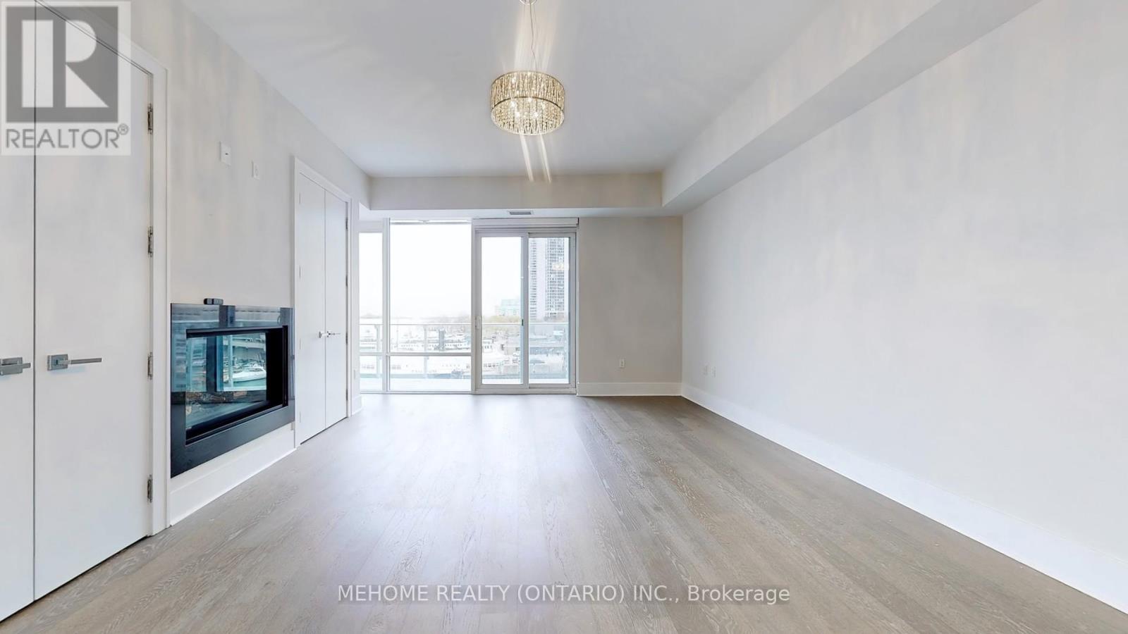 505 - 29 Queens Quay E, Toronto, Ontario  M5E 0A4 - Photo 14 - C12111142