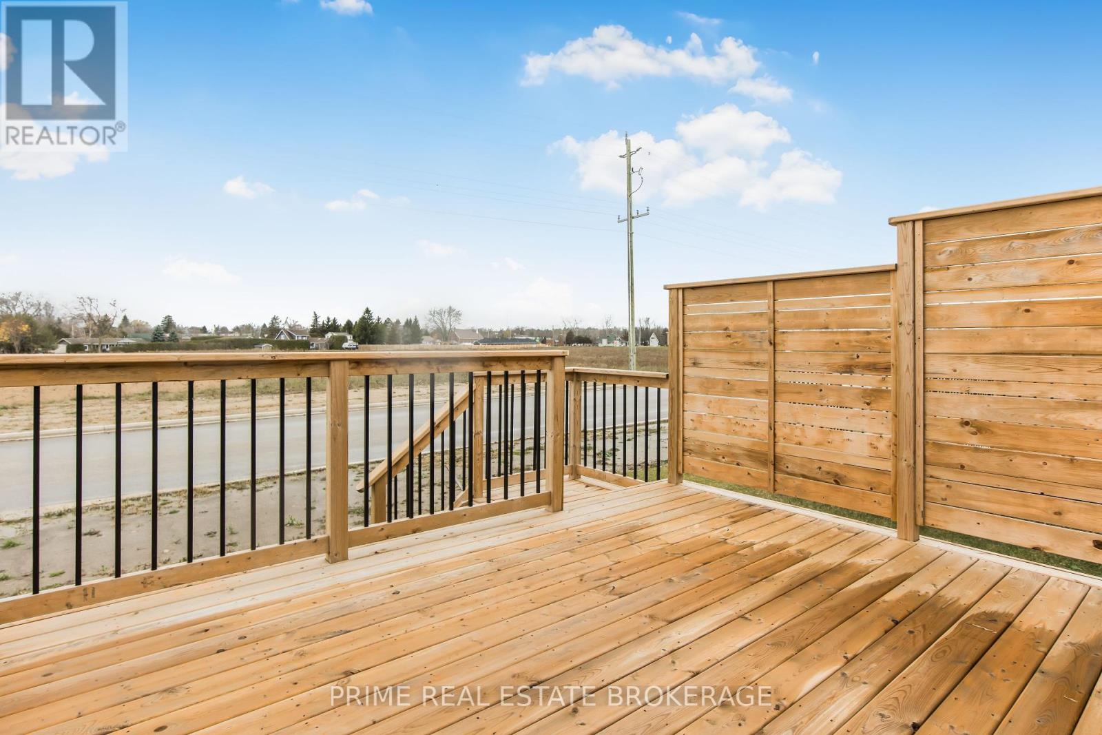 1 - 110 Coastal Crescent, Lambton Shores, Ontario  N0M 1T0 - Photo 32 - X12117032