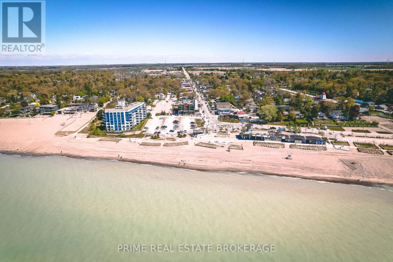 1 - 110 Coastal Crescent, Lambton Shores, Ontario  N0M 1T0 - Photo 34 - X12117032