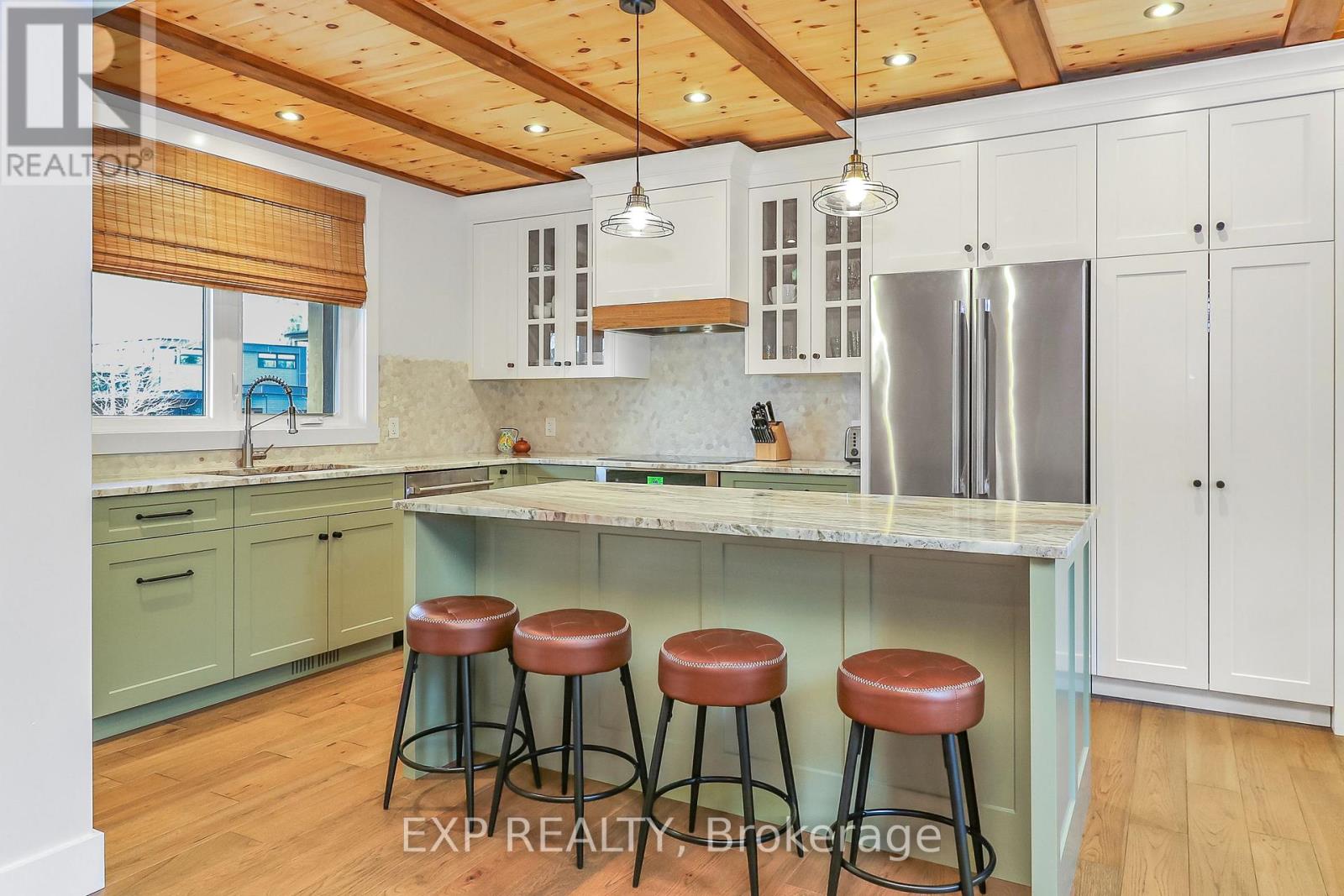 155 Delphi Lane, Blue Mountains, Ontario  N0H 2P0 - Photo 13 - X12126522