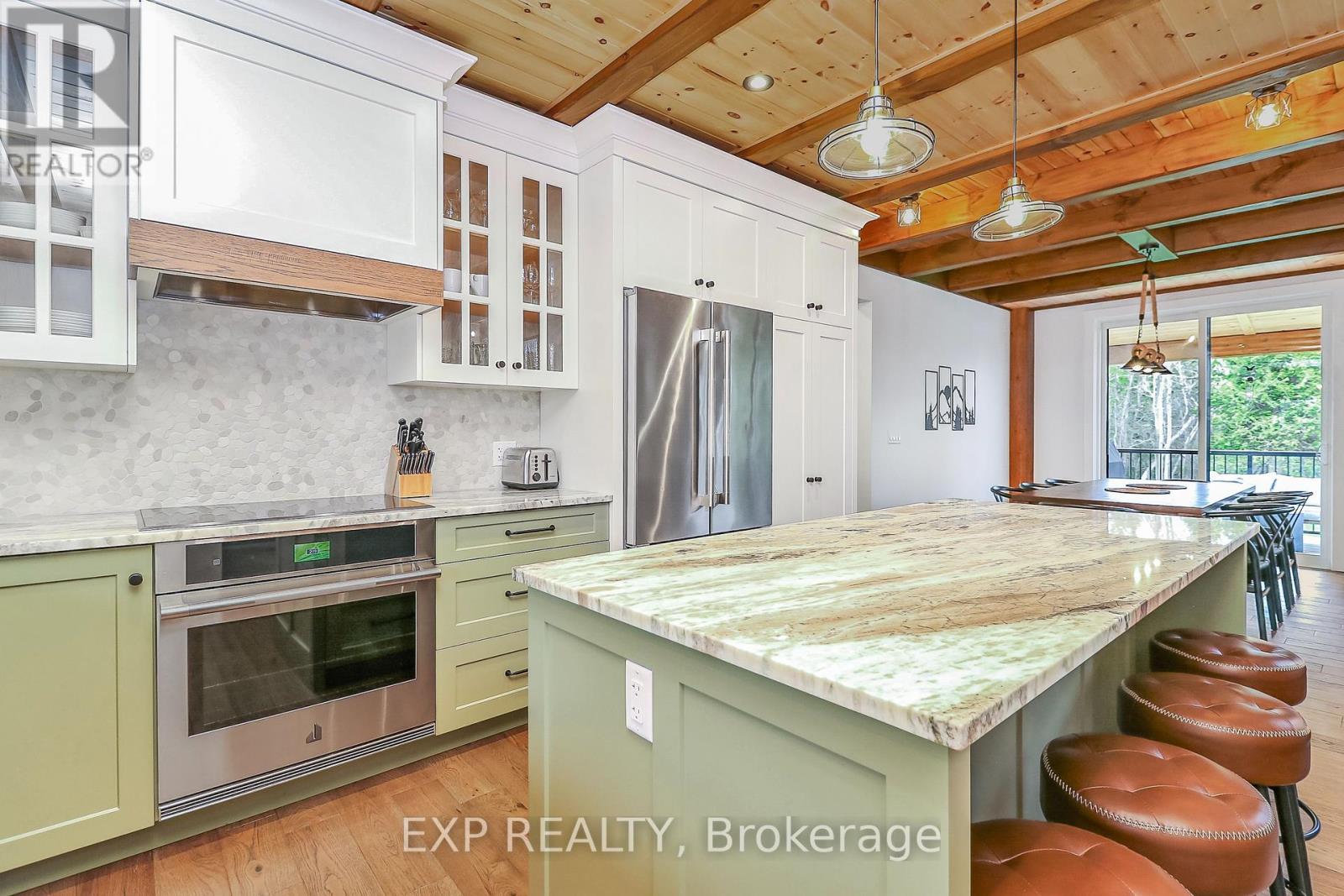 155 Delphi Lane, Blue Mountains, Ontario  N0H 2P0 - Photo 16 - X12126522