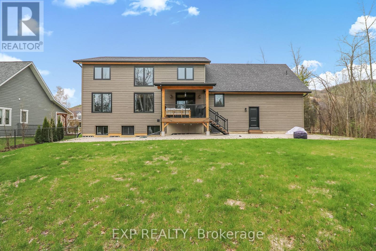 155 Delphi Lane, Blue Mountains, Ontario  N0H 2P0 - Photo 2 - X12126522