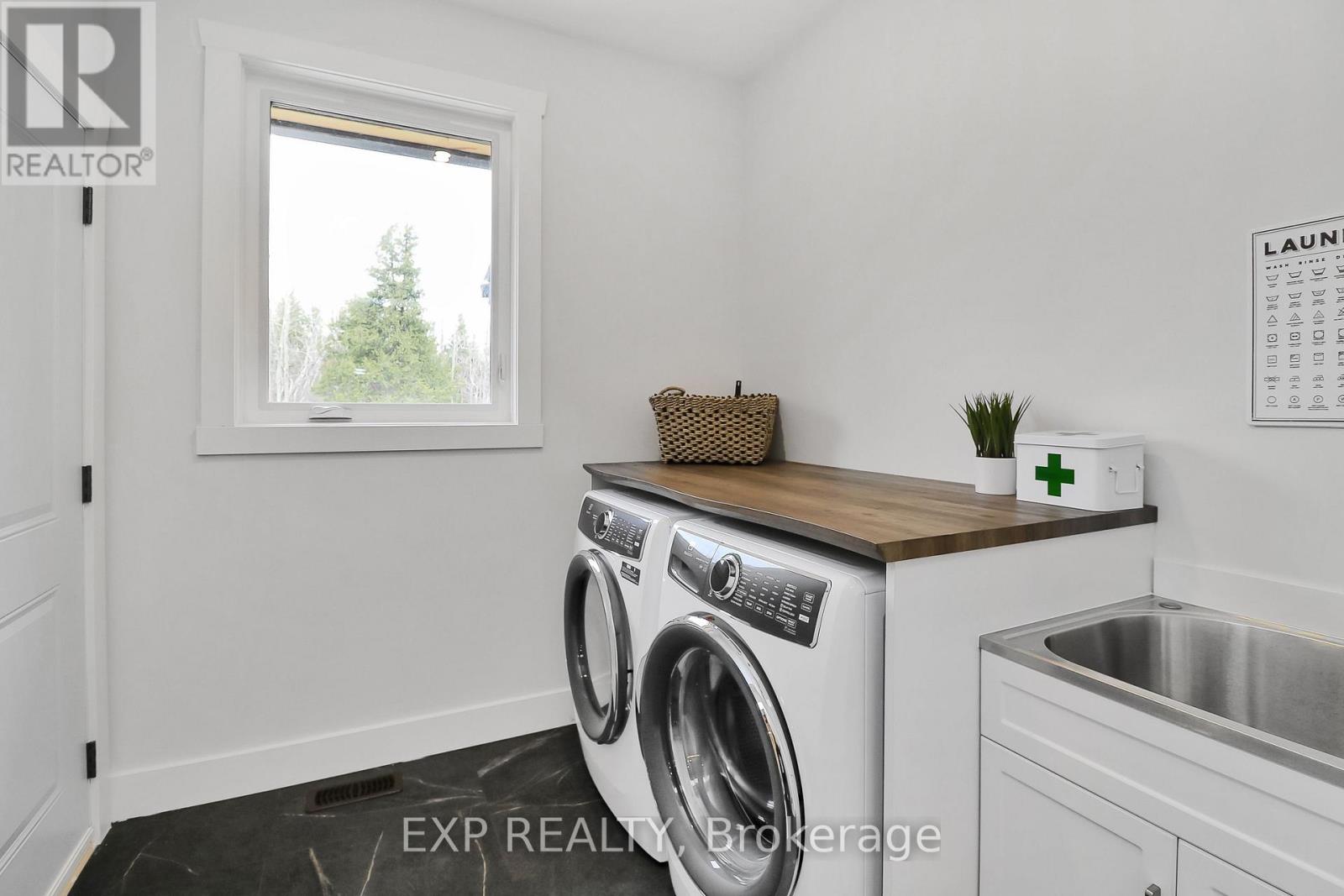 155 Delphi Lane, Blue Mountains, Ontario  N0H 2P0 - Photo 22 - X12126522