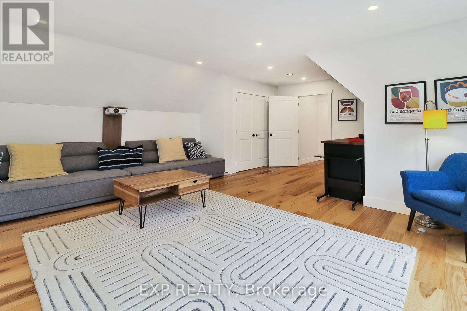 155 Delphi Lane, Blue Mountains, Ontario  N0H 2P0 - Photo 29 - X12126522