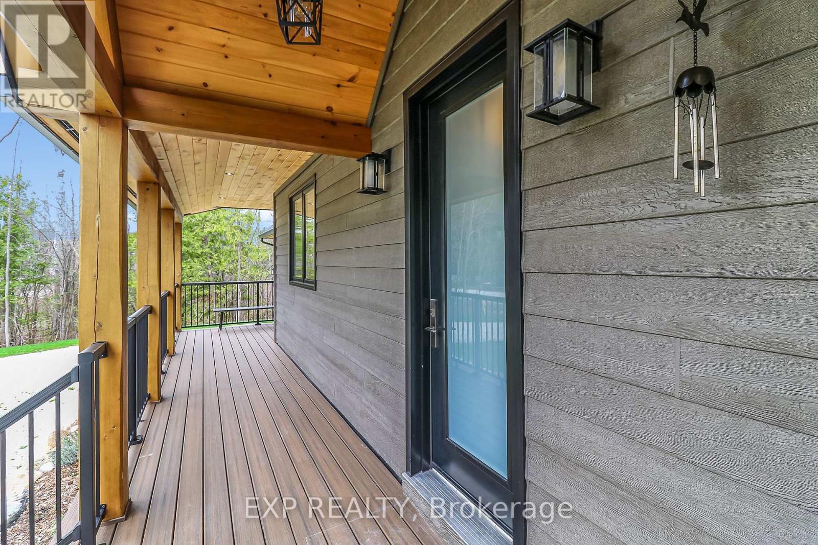 155 Delphi Lane, Blue Mountains, Ontario  N0H 2P0 - Photo 4 - X12126522