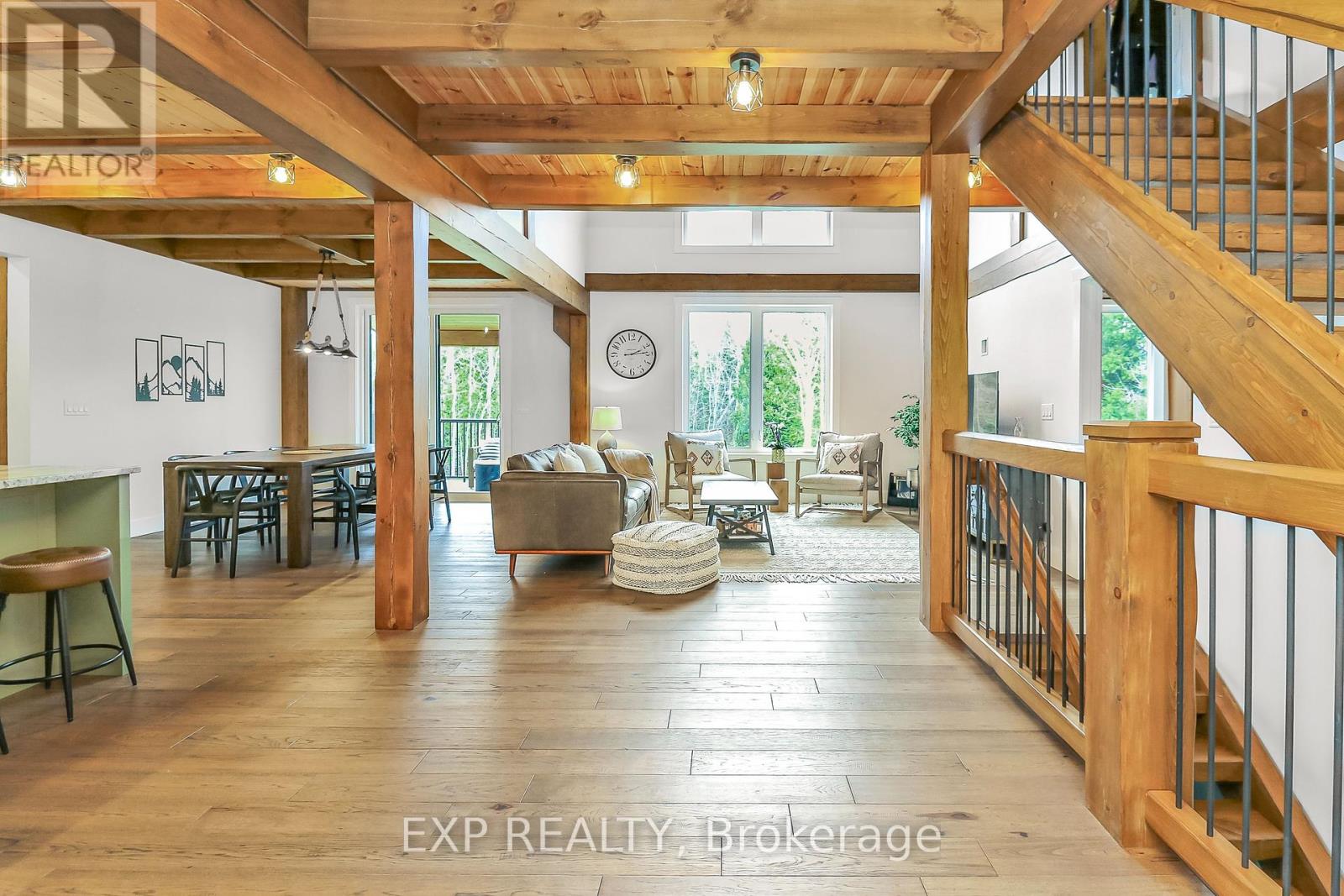 155 Delphi Lane, Blue Mountains, Ontario  N0H 2P0 - Photo 8 - X12126522