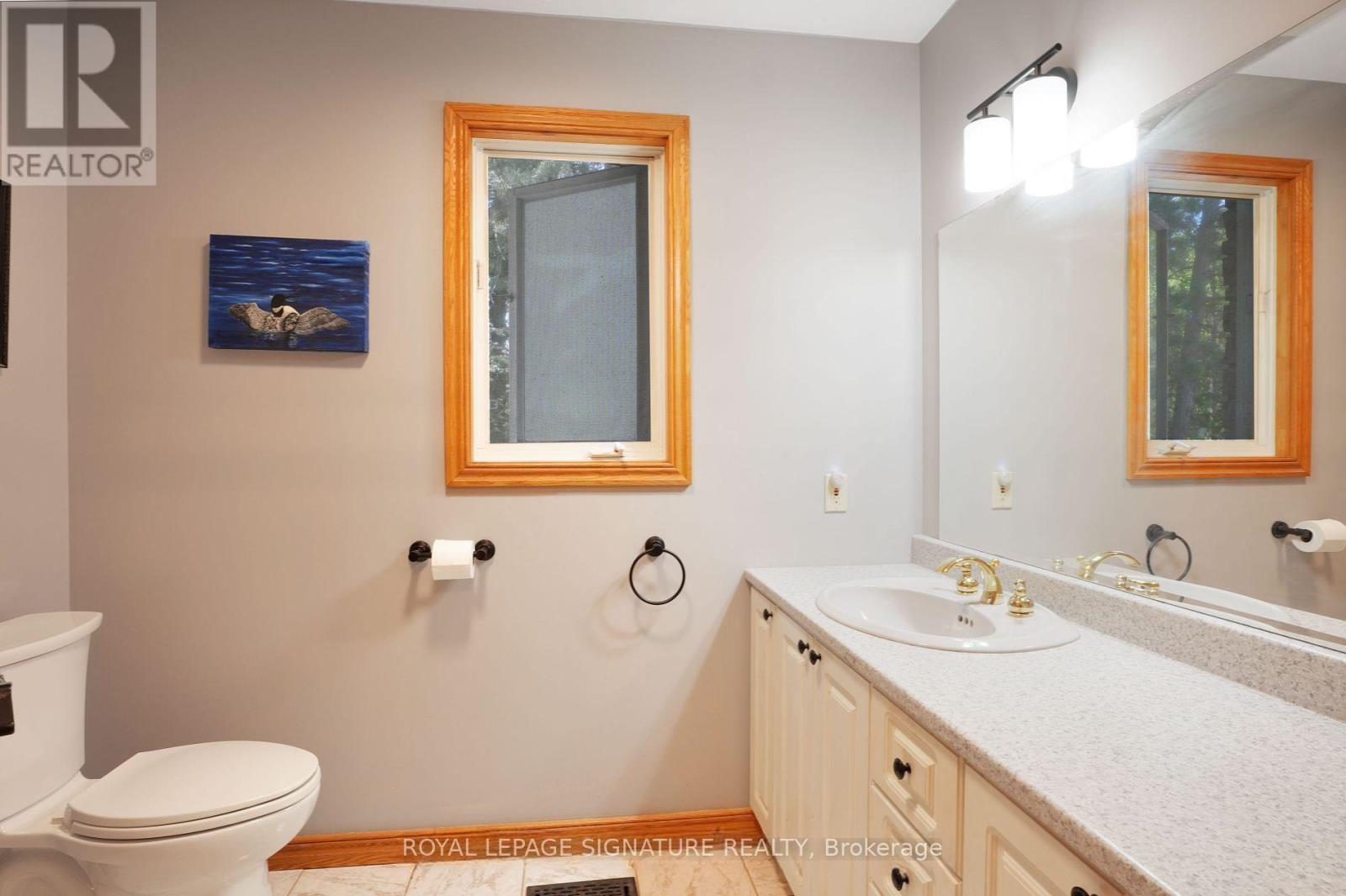 40249 Combermere Road, Madawaska Valley, Ontario  K0J 1B0 - Photo 19 - X12126573