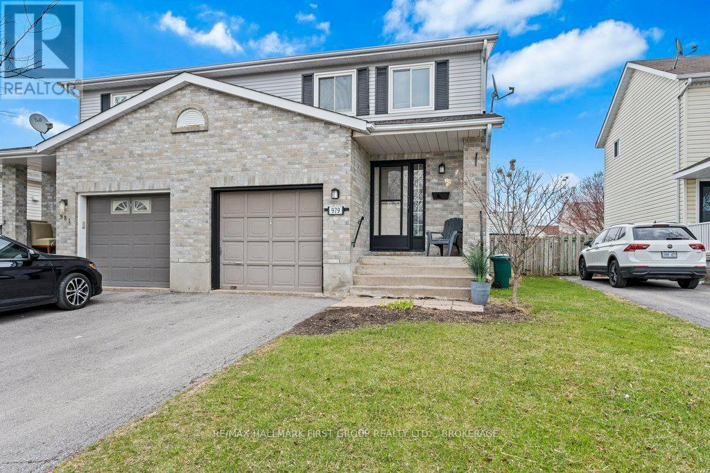 979 Warburton Crescent, Kingston, Ontario  K7M 8L1 - Photo 4 - X12126623
